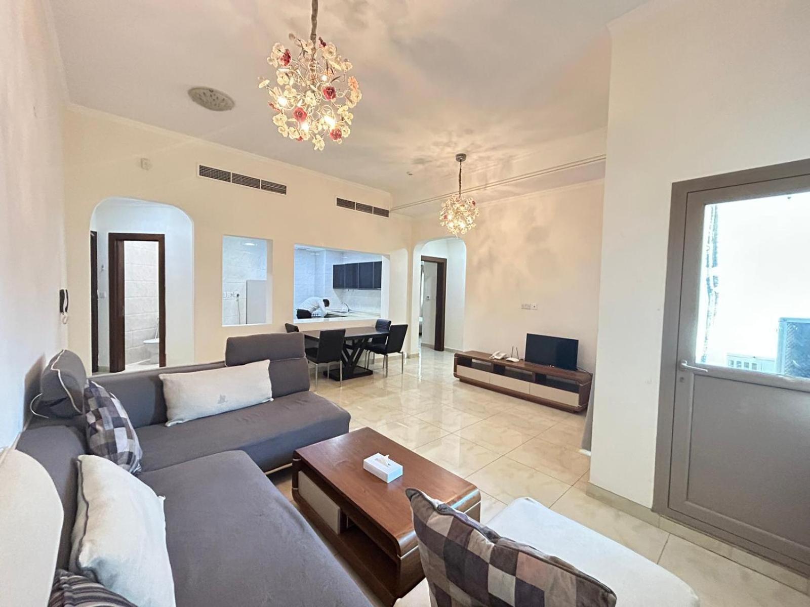 Al Hayat Suites Apartment Manáma Exteriér fotografie